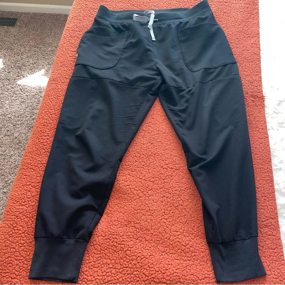 Black Figs Joggers